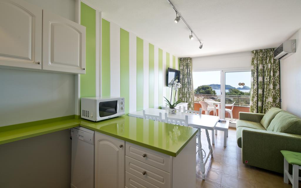 Apartamentos Salles Beach L'Estartit Phòng bức ảnh