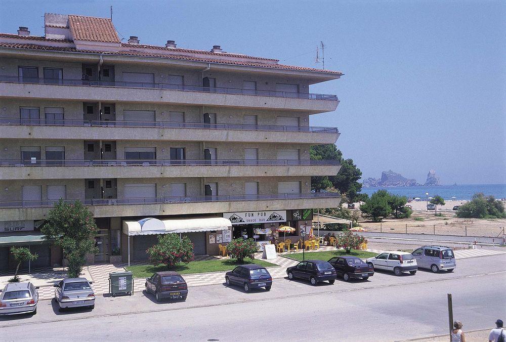 Apartamentos Salles Beach L'Estartit Ngoại thất bức ảnh