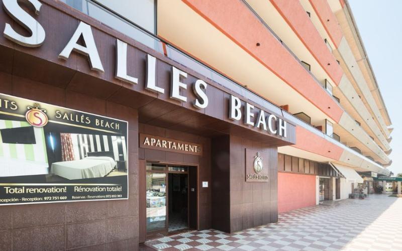 Apartamentos Salles Beach L'Estartit Ngoại thất bức ảnh