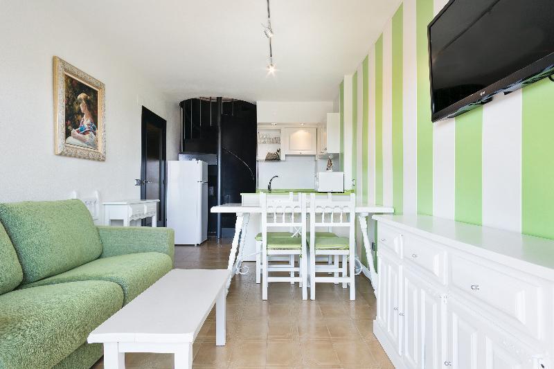 Apartamentos Salles Beach L'Estartit Ngoại thất bức ảnh