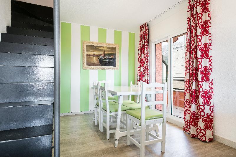 Apartamentos Salles Beach L'Estartit Ngoại thất bức ảnh