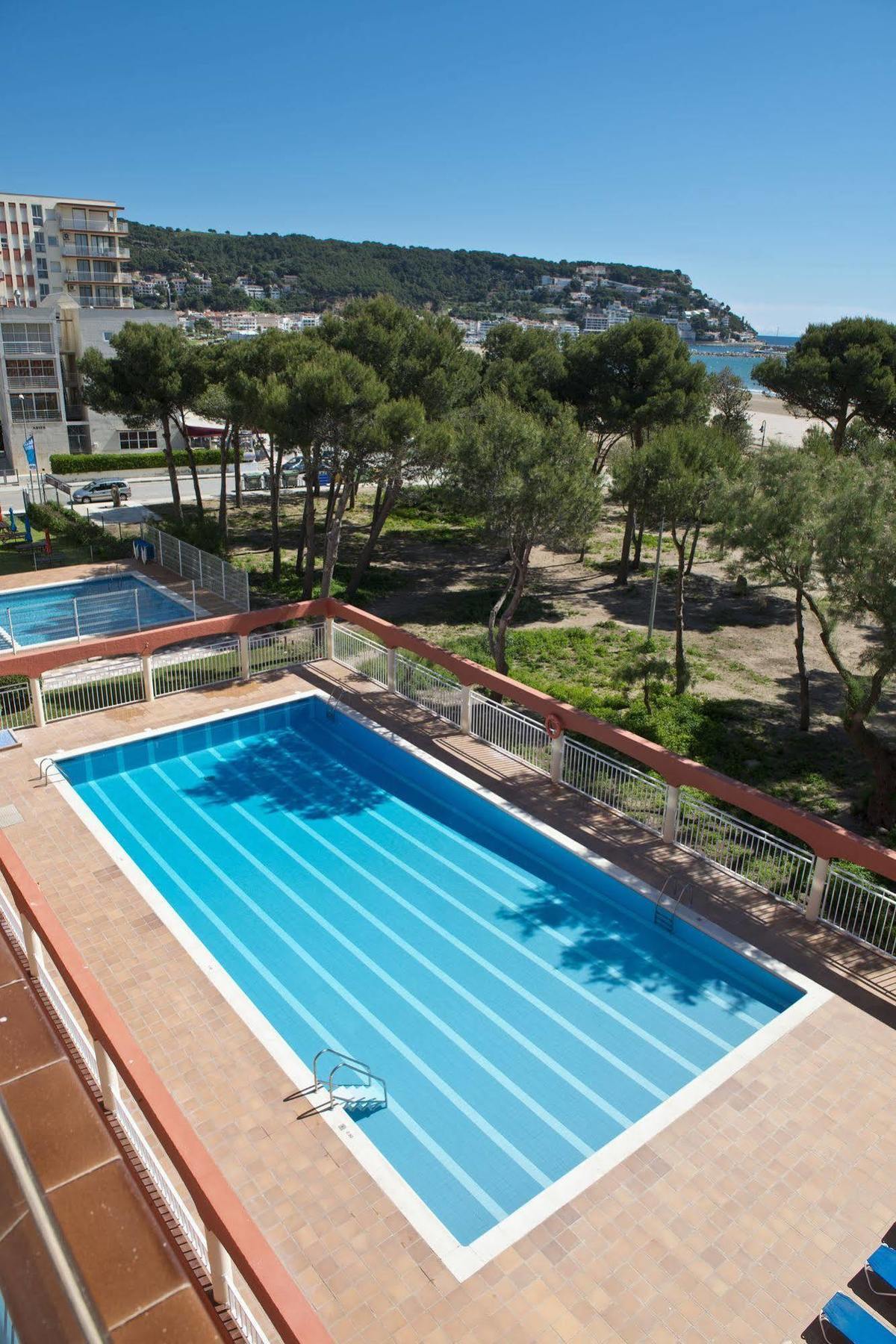 Apartamentos Salles Beach L'Estartit Ngoại thất bức ảnh